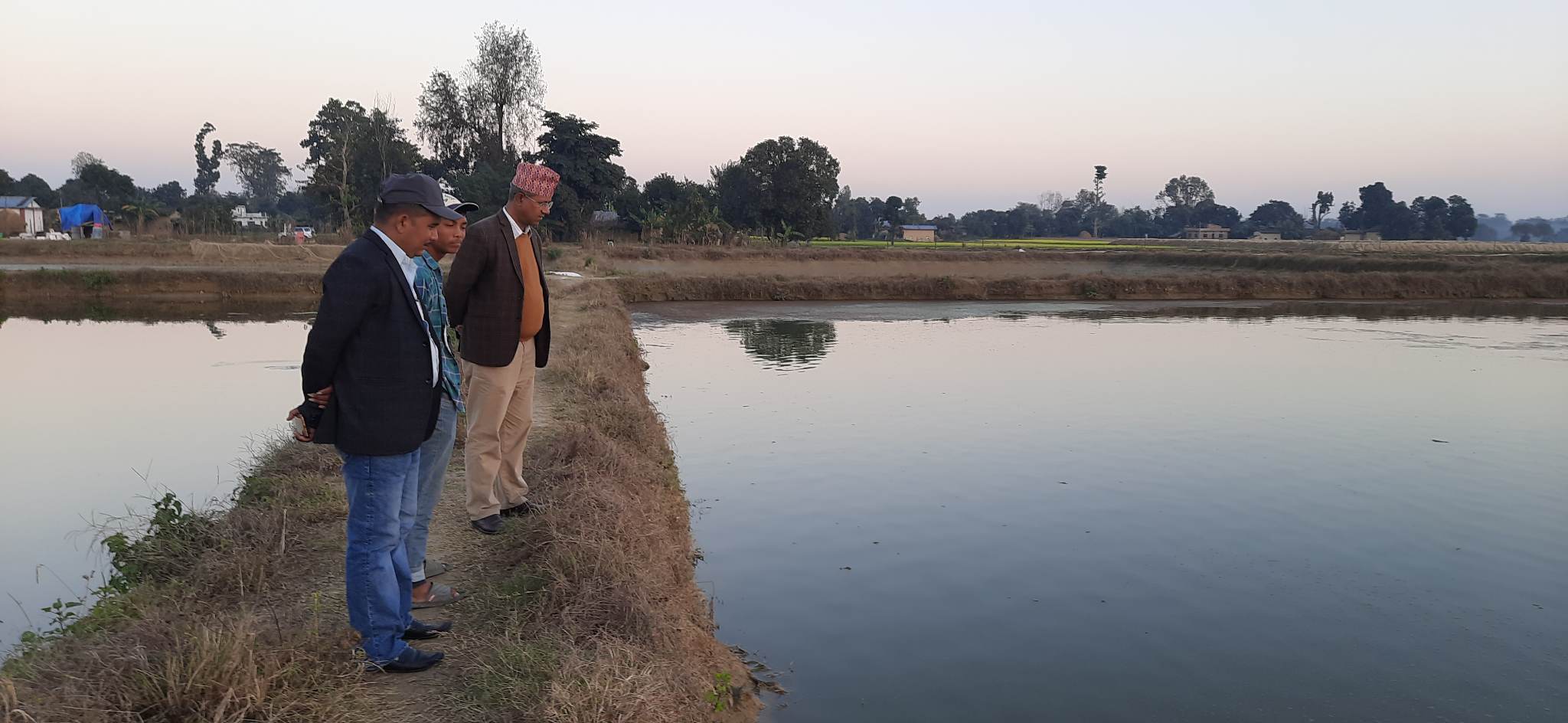 माछापालन व्यवसायमा जम्दै नगरप्रमुख भट्ट