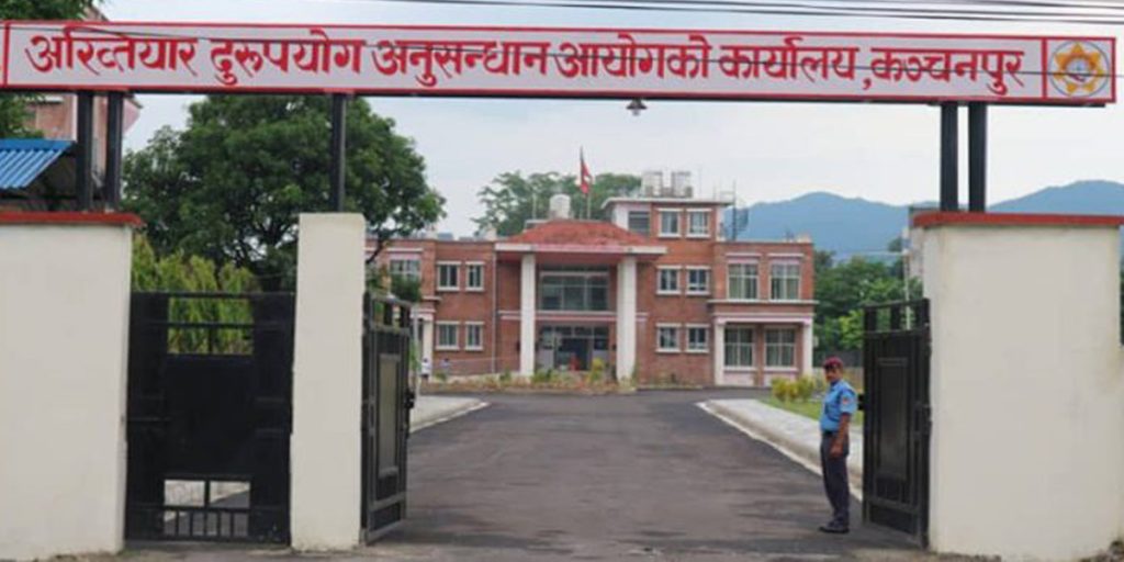 बझाङमा देवताको मन्दिरमा भ्रष्टाचार, १० जनामाथि मुद्दा