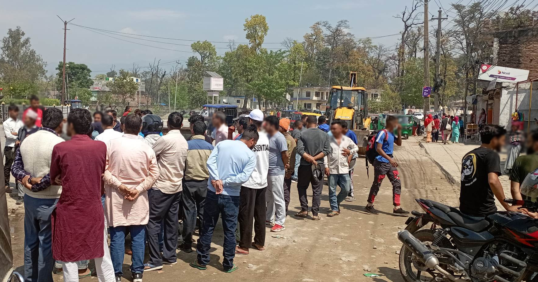 अत्तरियामा अतिक्रमण गर्नेको मनोबल बढ्दै