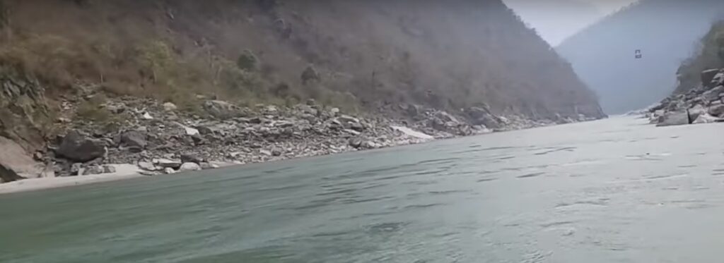 महाकाली नदी किनारमा एक जना मृत फेला