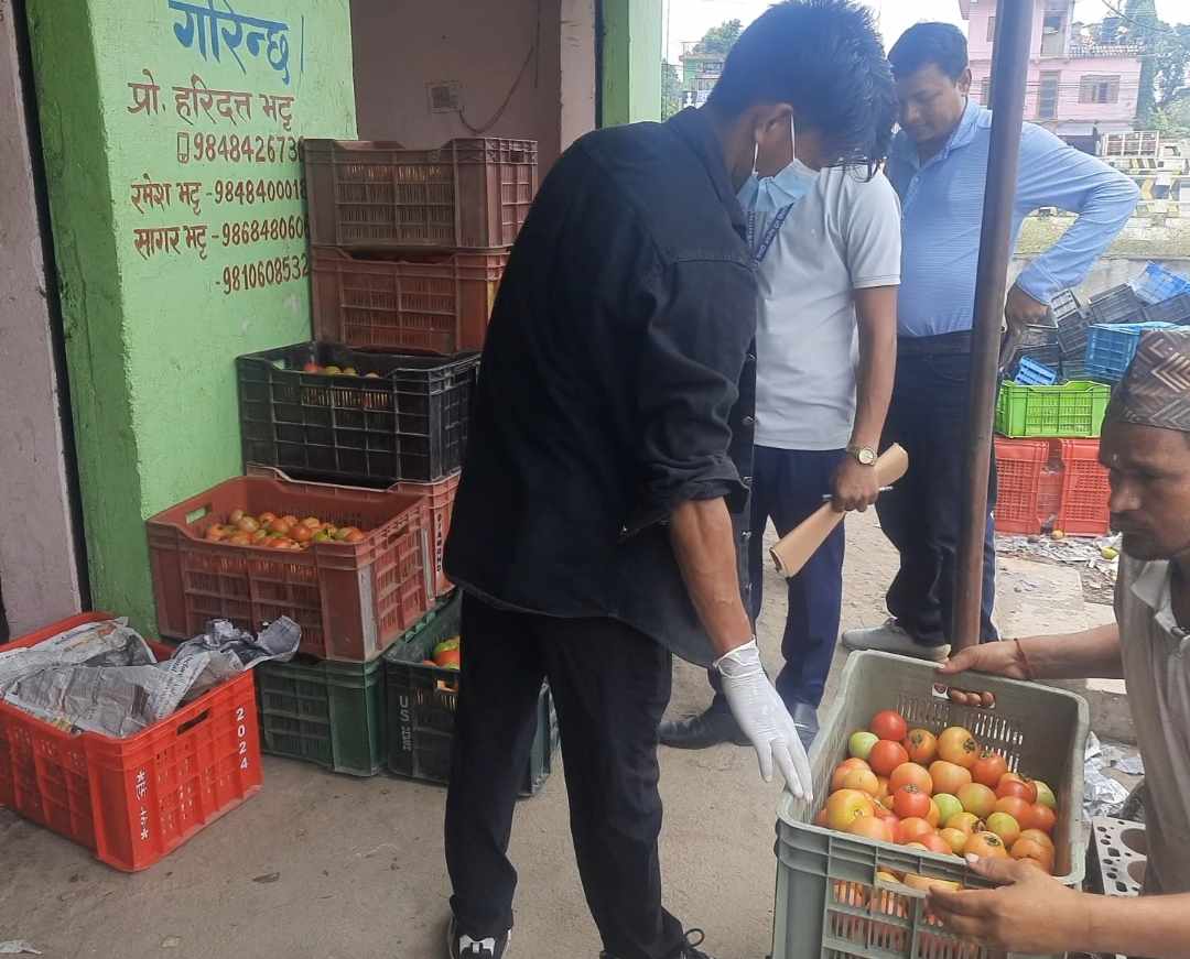 सुदूरपश्चिमका बजारमा रेड लेवल विषादीयुक्त तरकारी, नियमन निकाय मौन