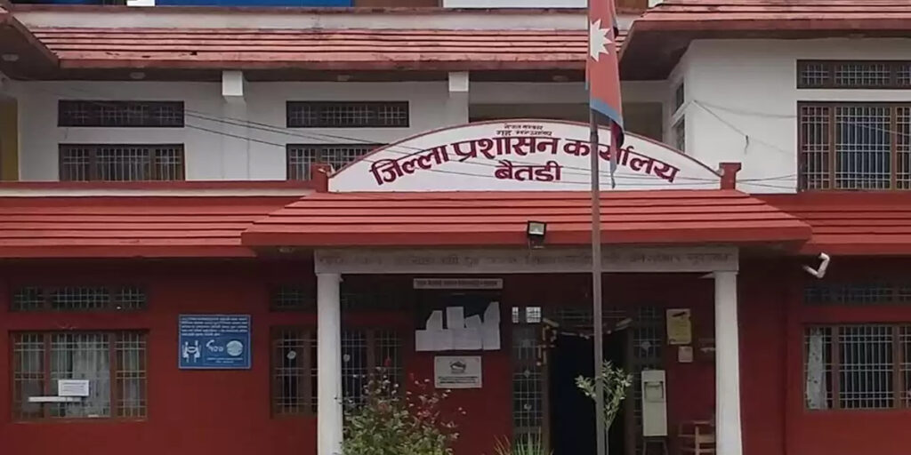 बैतडीमा सरकारी जग्गामा गरिएको अतिक्रमण हटाउन स्थानिय&hellip;