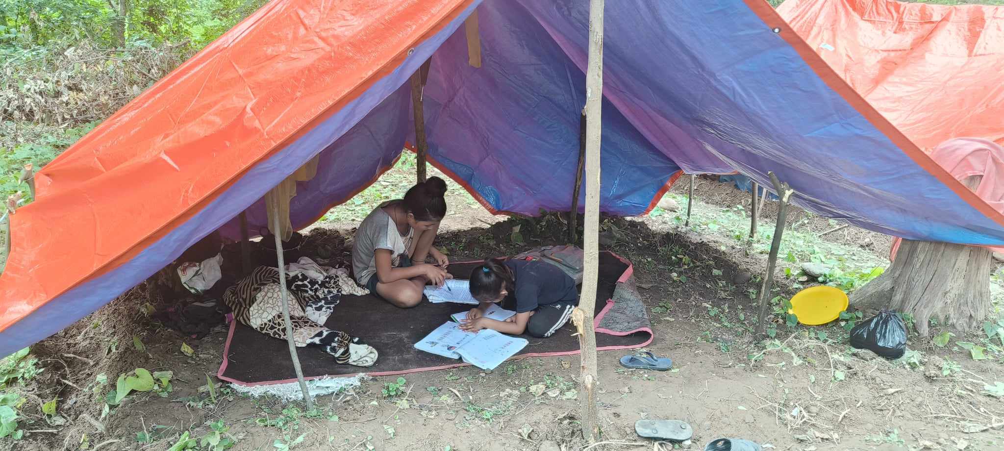 बत्ती बिना पालमुनि पढ्नुपर्ने बाध्यता