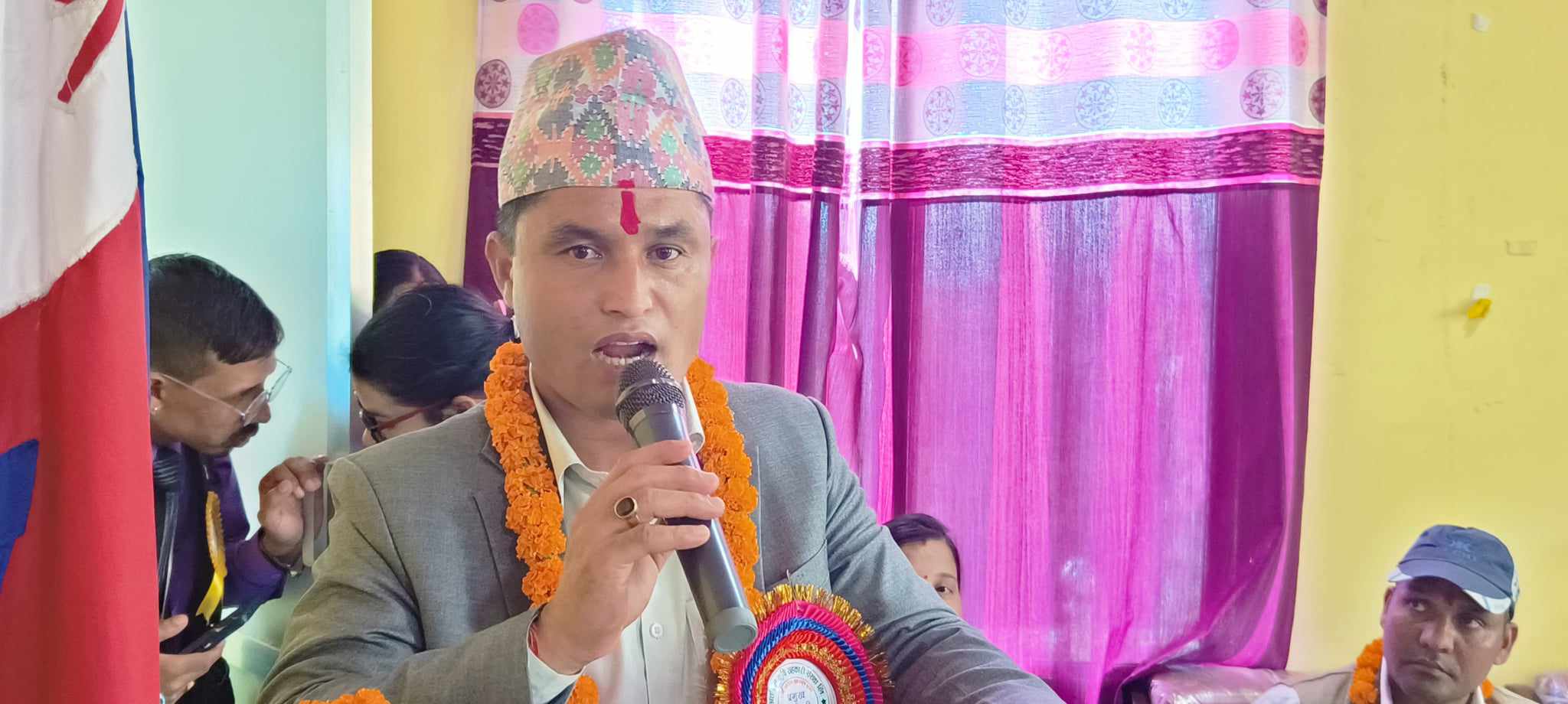 अनुदान वास्तविक किसानले पाउनुपर्छ : मन्त्री साउँद