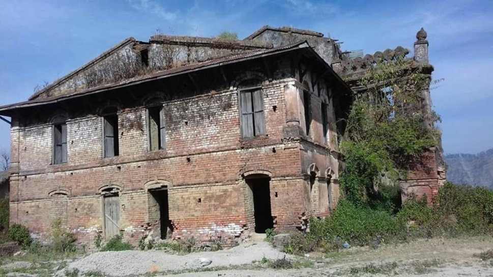 संरक्षण अभावमा जीर्ण बन्दै गर्भा दरबार