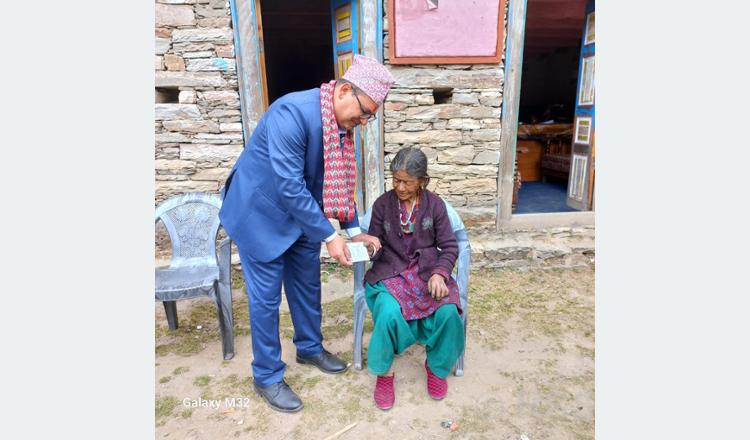 बझाङकी ‘भुटी दिदी’लाई ७३ वर्षमा नागरिकता