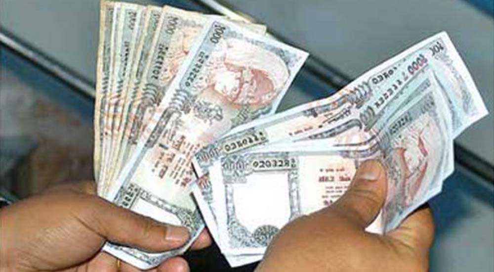 बझाङमा होली खेलेर ८ लाख संकलन, शिक्षकलाई तलब दिइने