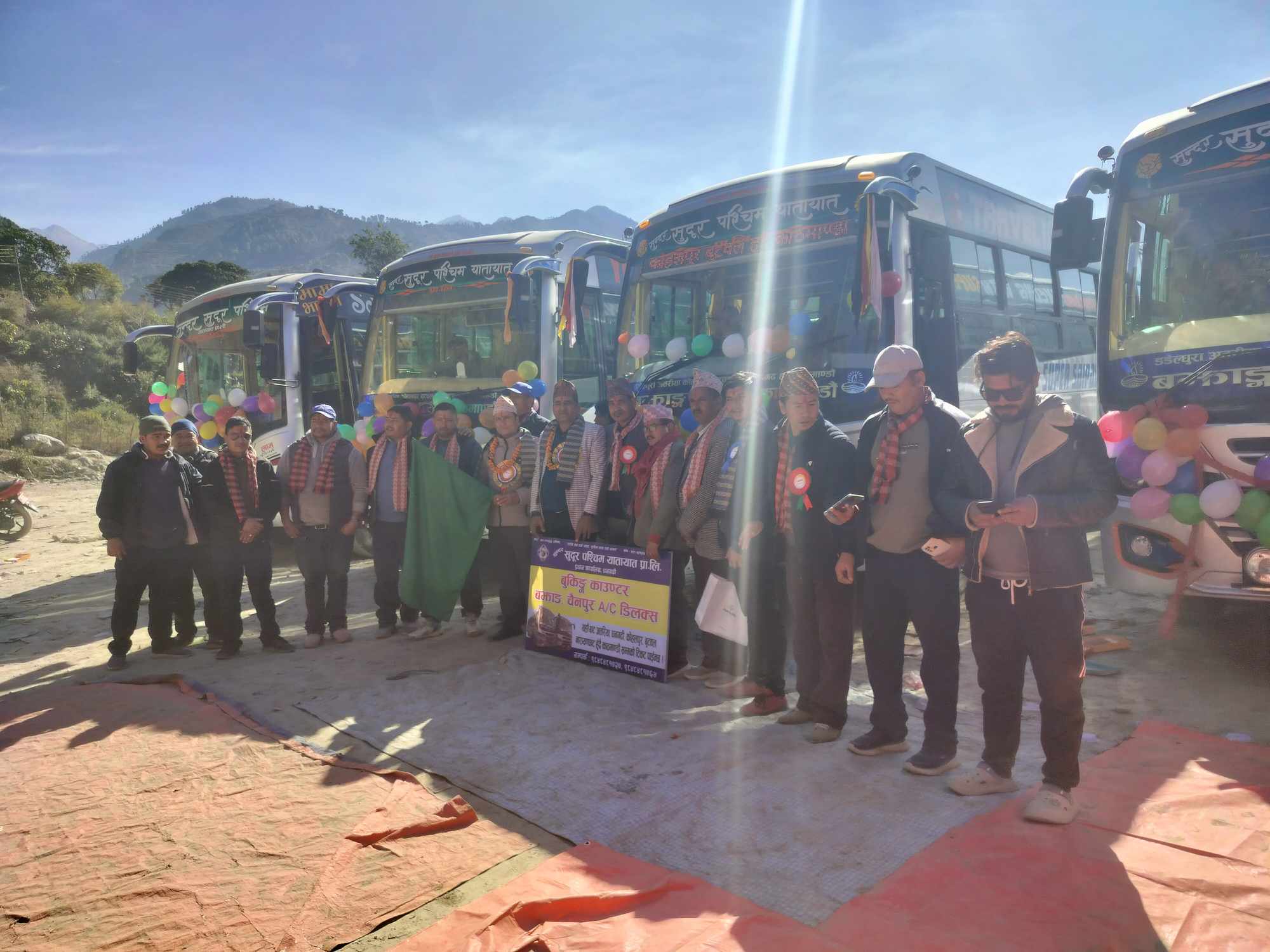 बझाङ-काठमाडौँ स्तरीय बस सेवा सुरु