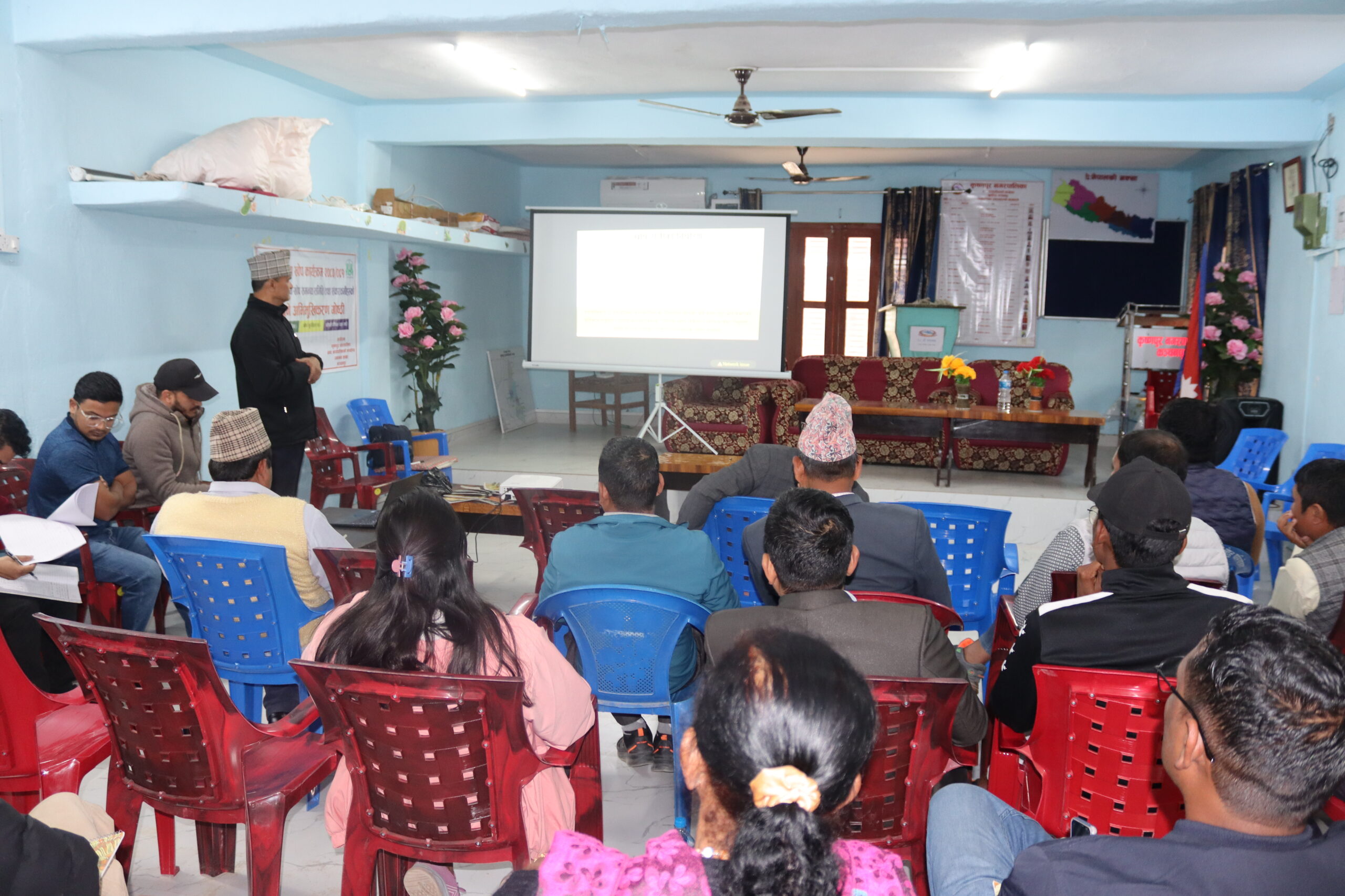 कृष्णपुरमा दादुरा रुबेला खोप सम्बन्धी अभिमुखीकरण, खोप नछुटाउन आग्रह