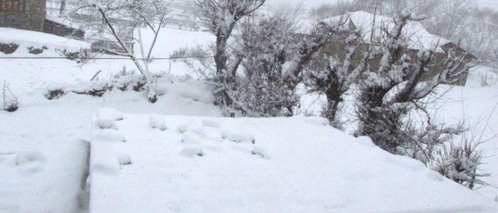 बझाङमा हिमपात संगै विद्युत् सेवा अवरुद्ध