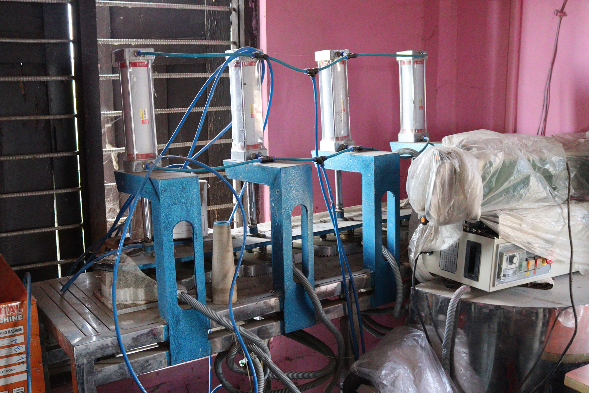 गोदावरीमा स्यानिटरी प्याड मेसिन थन्कियो, स्थानीय सरकारको बेवास्ता