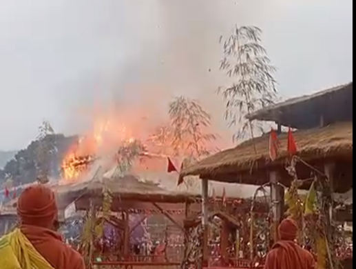 राष्ट्रपतीले उद्घाटन गरेको अछामको कोटिहोम कुण्डमा आगलागी (भिडियो)