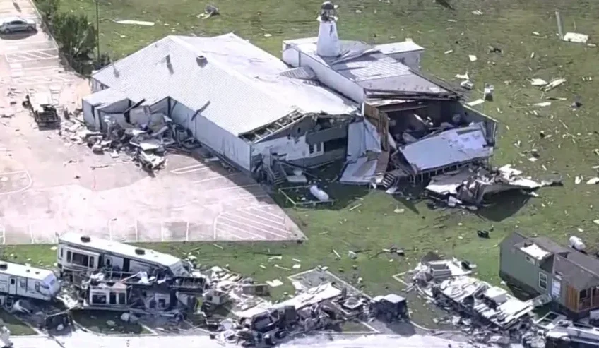 घुम्रपात र आँधीका कारण अमेरिकामा कम्तीमा १५ जनाको मृत्यु