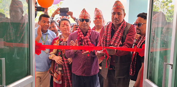चुरेमा रहेको खैराला स्वास्थ्य चौकी भवनको उद्घाटन