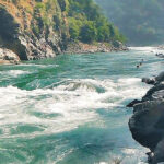 सेती नदी किनारमा एक महिला मृत फेला