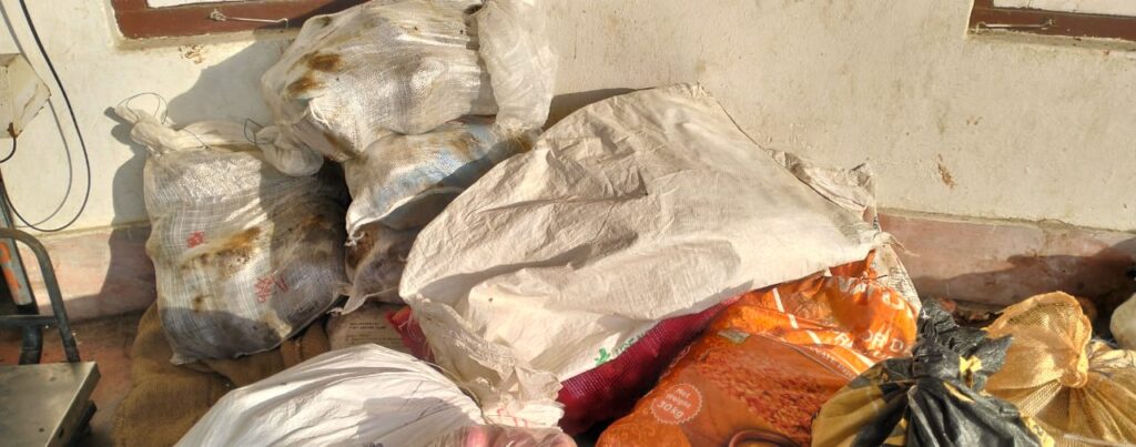 कञ्चनपुरमा भन्सार छलीकाे मल, विषादी र बीउबिजन…