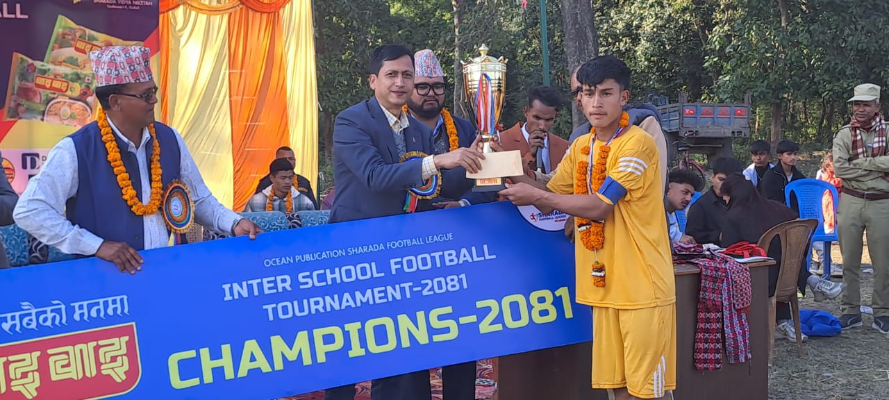 स्याउलेमा आयोजित शारदा फुटबल लिगको उपाधी दुर्गालक्ष्मीलाई
