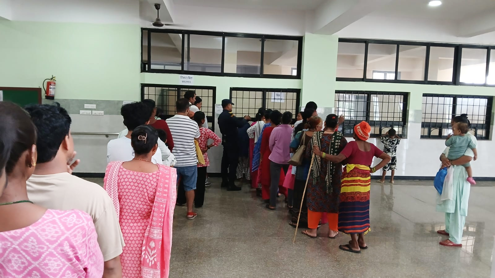 गेटा अस्पतालमा बिरामीको चाप बढ्दै, अनावश्यक भिडभाड गर्न रोक