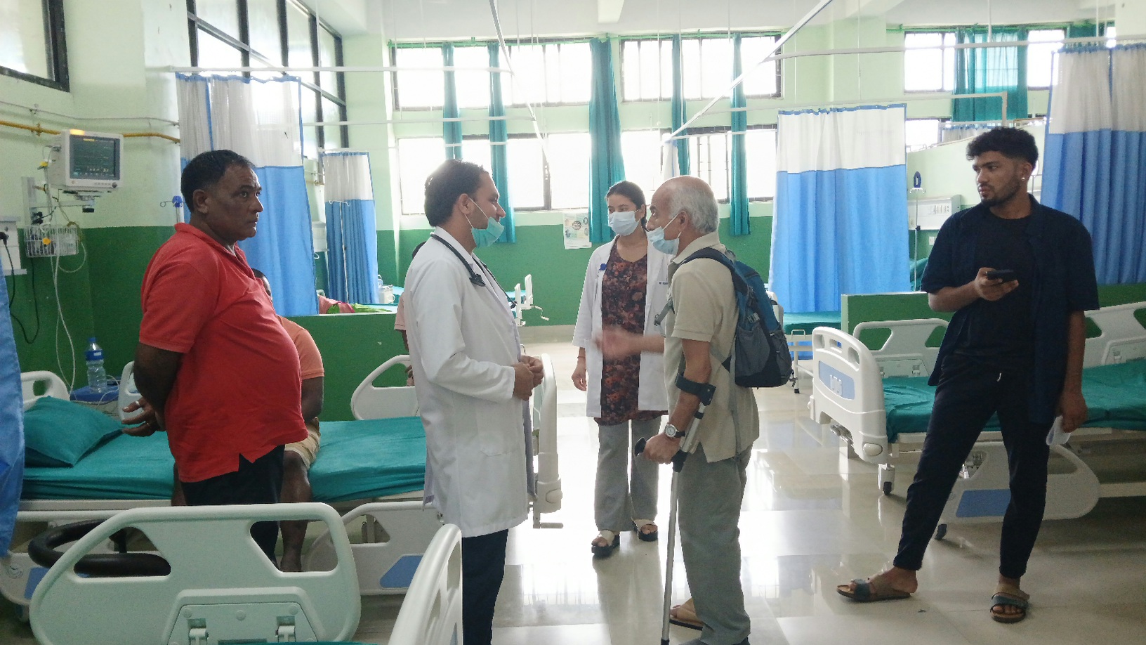 डाक्टर गोविन्द केसी गेटामा अनसन बस्दै