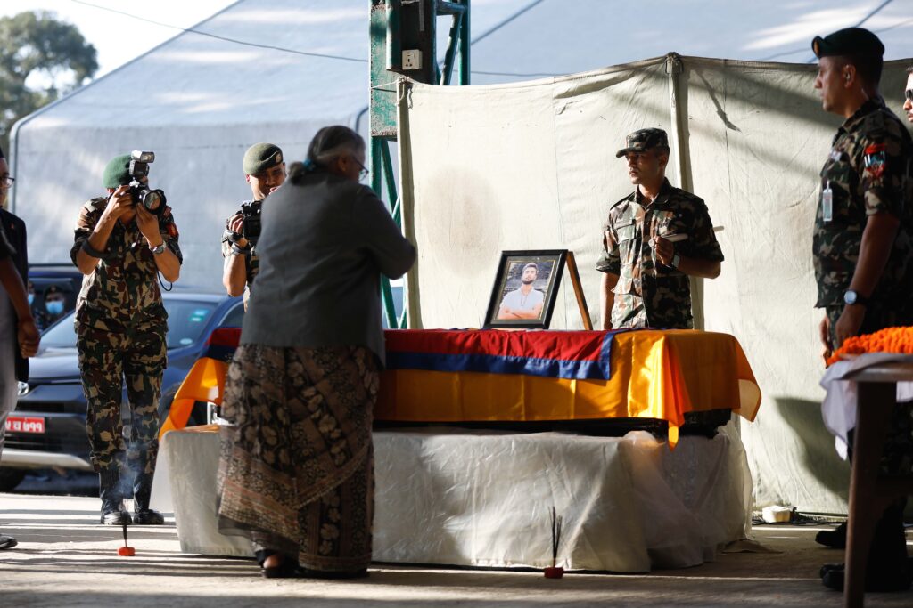 विपिनको पार्थिव शरीरमा राजकीय श्रद्धाञ्जली