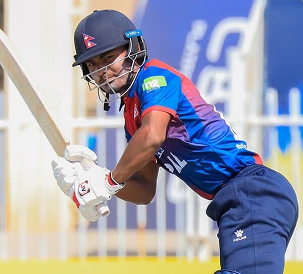 नेपालले यूएईलाई दियो २३४ रनको लक्ष्य  