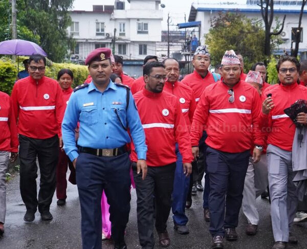 रेशम चौधरीले दिए नयाँ पार्टी दर्ताका लागि निवेदन