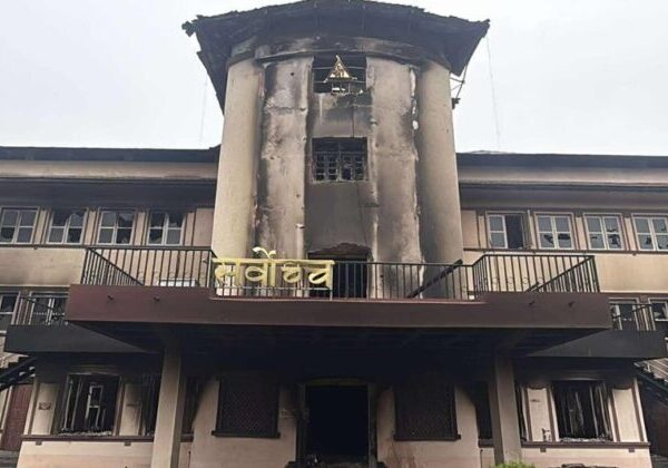 संसद् विघटनविरुद्ध सर्वोच्चमा रिट दायर