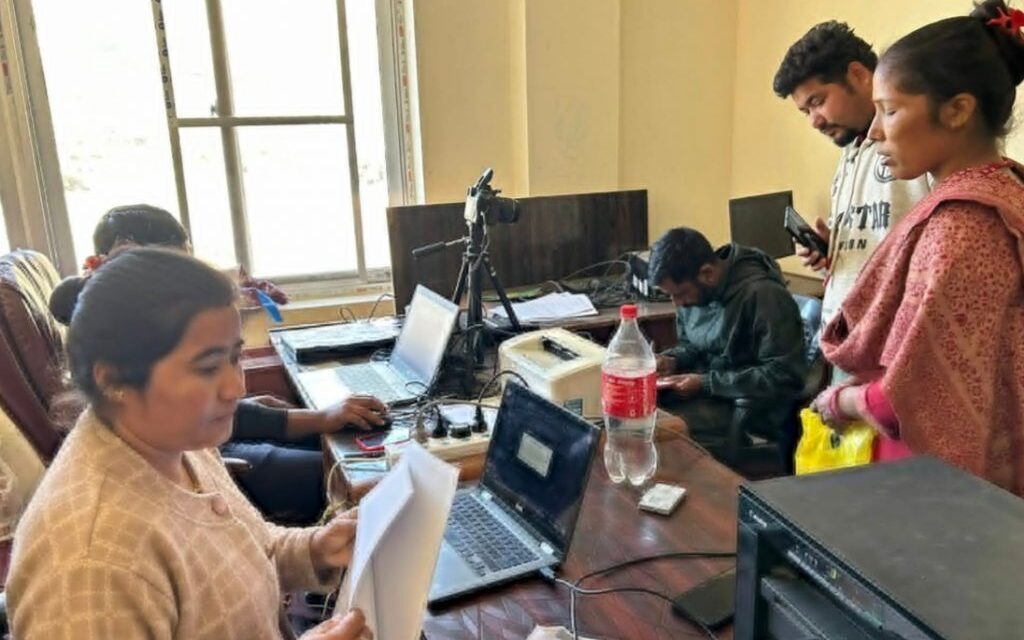 बाजुराको कोल्टीमा परिचय पत्र सेवा विस्तार