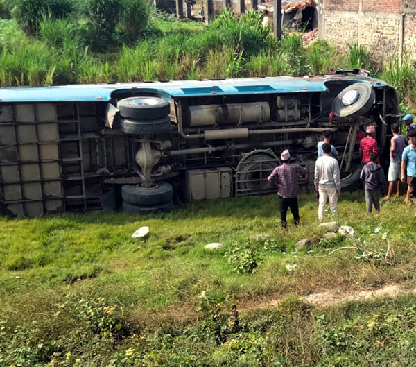 कञ्चनपुरमा बस दुर्घटना हुुँदा १ जनाको मृत्यु