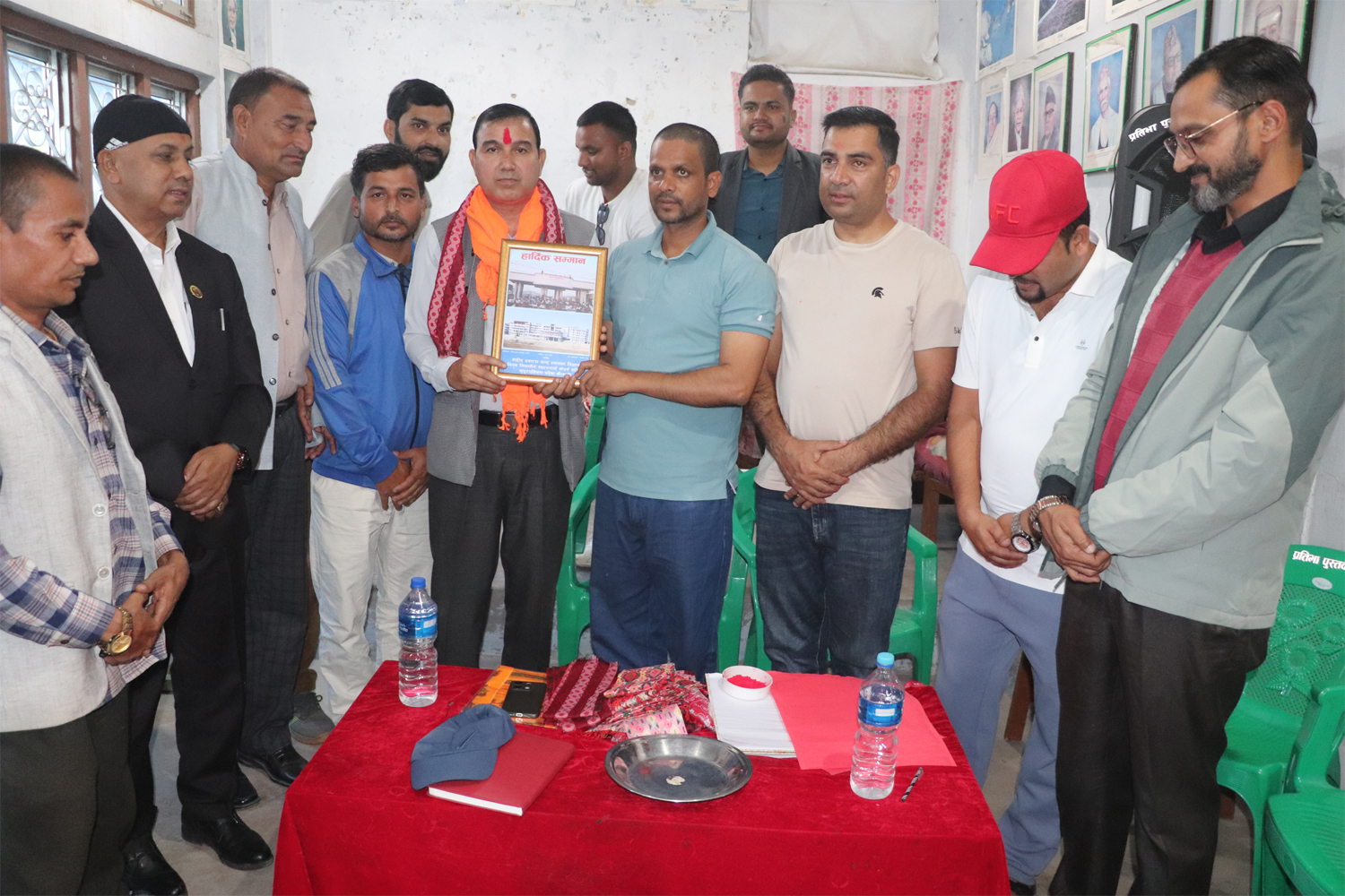 गेटा स्थित विश्वविद्यालय सभा सदस्य पाल सम्मानित