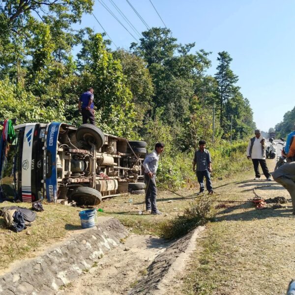 कैलालीको गौरीगंगामा बस दुर्घटना हुँदा ७ जना घाइते