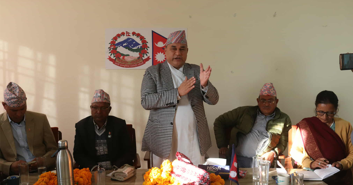 शेरबहादुर देउवालाई निचोडेर वा बाहिर राखेर नेतृत्व लिन्छु भन्ने भ्रममा नपरौँ :&hellip;