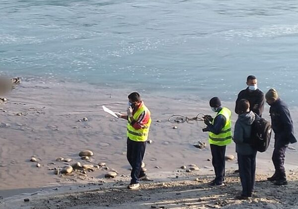 महाकाली नदीमा डुबेर एक जना बेपत्ता