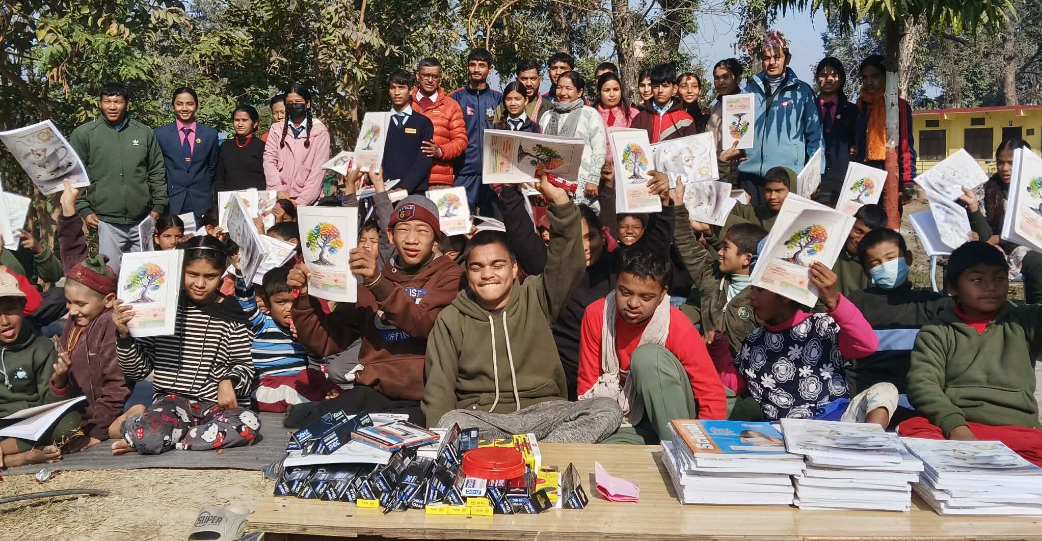 सुप समावेशी आधारभुत विद्यालयलाई शैक्षिक सामग्री सहयोग