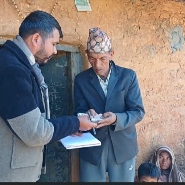 सानाे सहयाेग अभियान अन्तरगत स्मार्ट एफएम डाेटीद्वारा सहयाेग रकम हस्तान्तरण