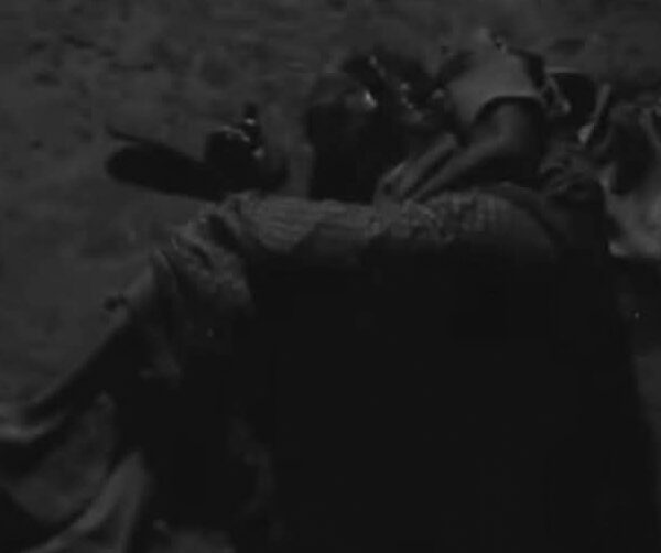 दोधराचाँदनीमा वृद्धामाथि खुकुरी प्रहार, छोरा खोज्दै प्रहरी 