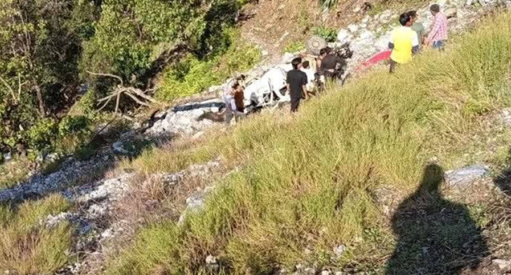 दार्चुलामा जिप दुर्घटना हुँदा सिँचाइका २ कर्मचारीको&hellip;