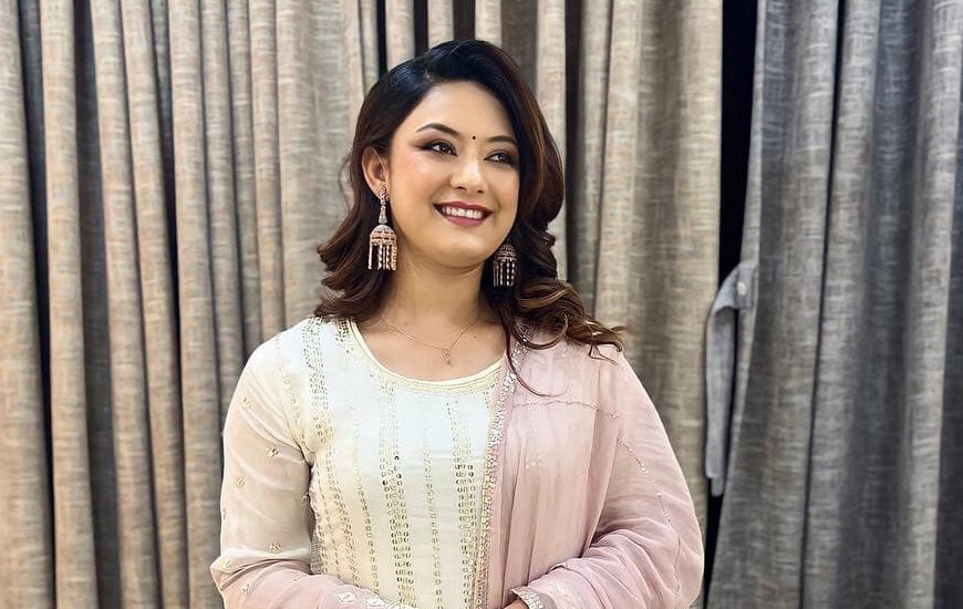 गृहमन्त्री राजीनामापछि वर्षा राउतको राजनीतिक व्यङ्ग्य चर्चामा