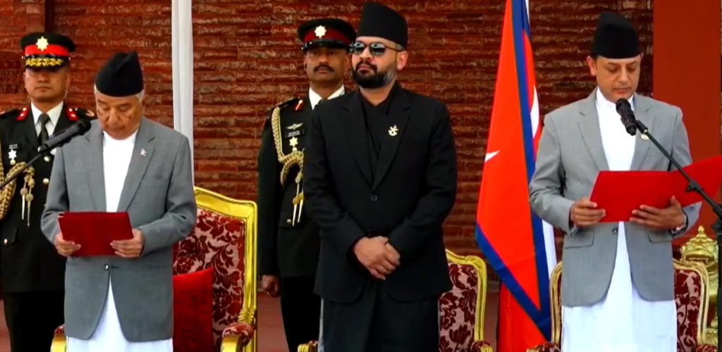 सभामुख डीपी अर्यालले लिए पद तथा गोपनीयताको शपथ