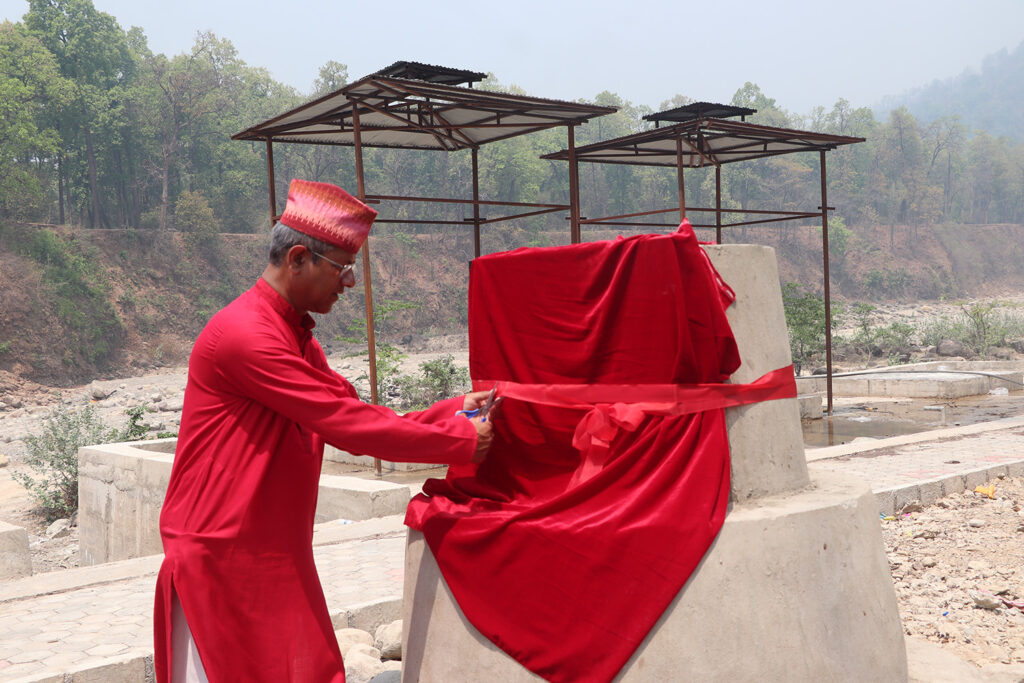 गोदावरी आर्यघाटको उद्घाटन, एकपटकमा ७ वटा शवहरु&hellip;