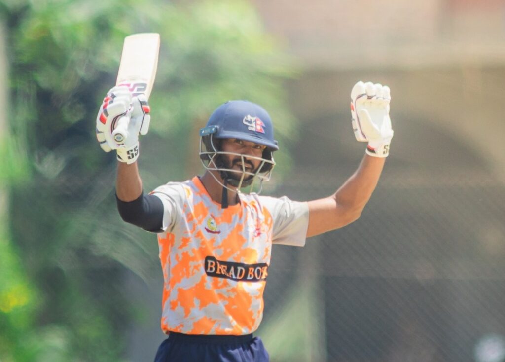 प्रधानमन्त्री कपमा आसिफ शेखको सानदार दोहोरो शतक