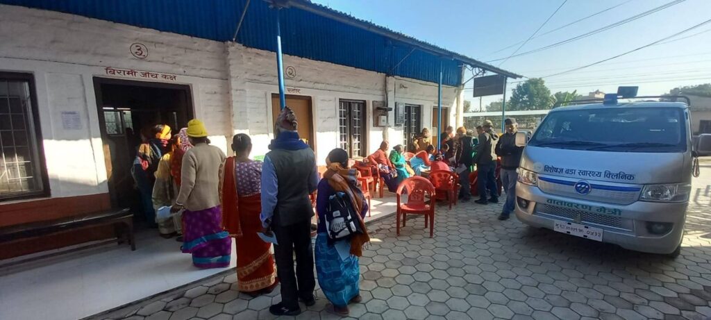 धनगढीमा सञ्चालित विशेषज्ञ वडा स्वास्थ्य क्लिनिकबाट २७&hellip;