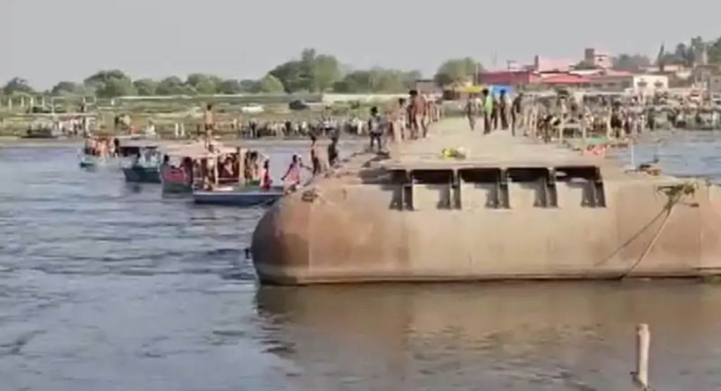 वृन्दावनमा डुंगा पल्टिँदा १० जनाको मृत्यु