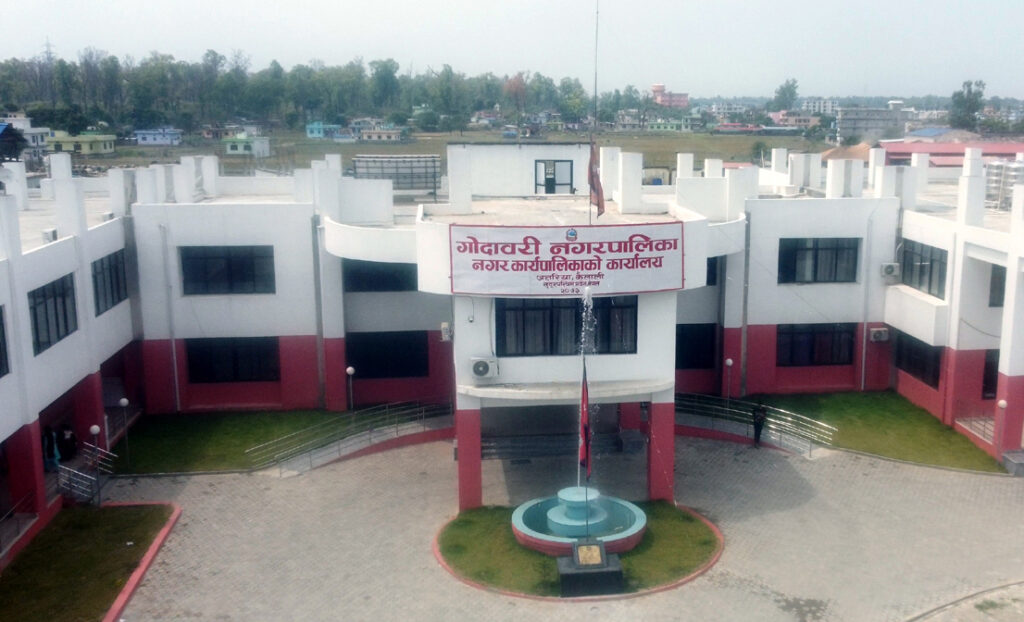 गोदावरीमा गरिब घरपरिवार पहिचान गर्न २४ जना&hellip;