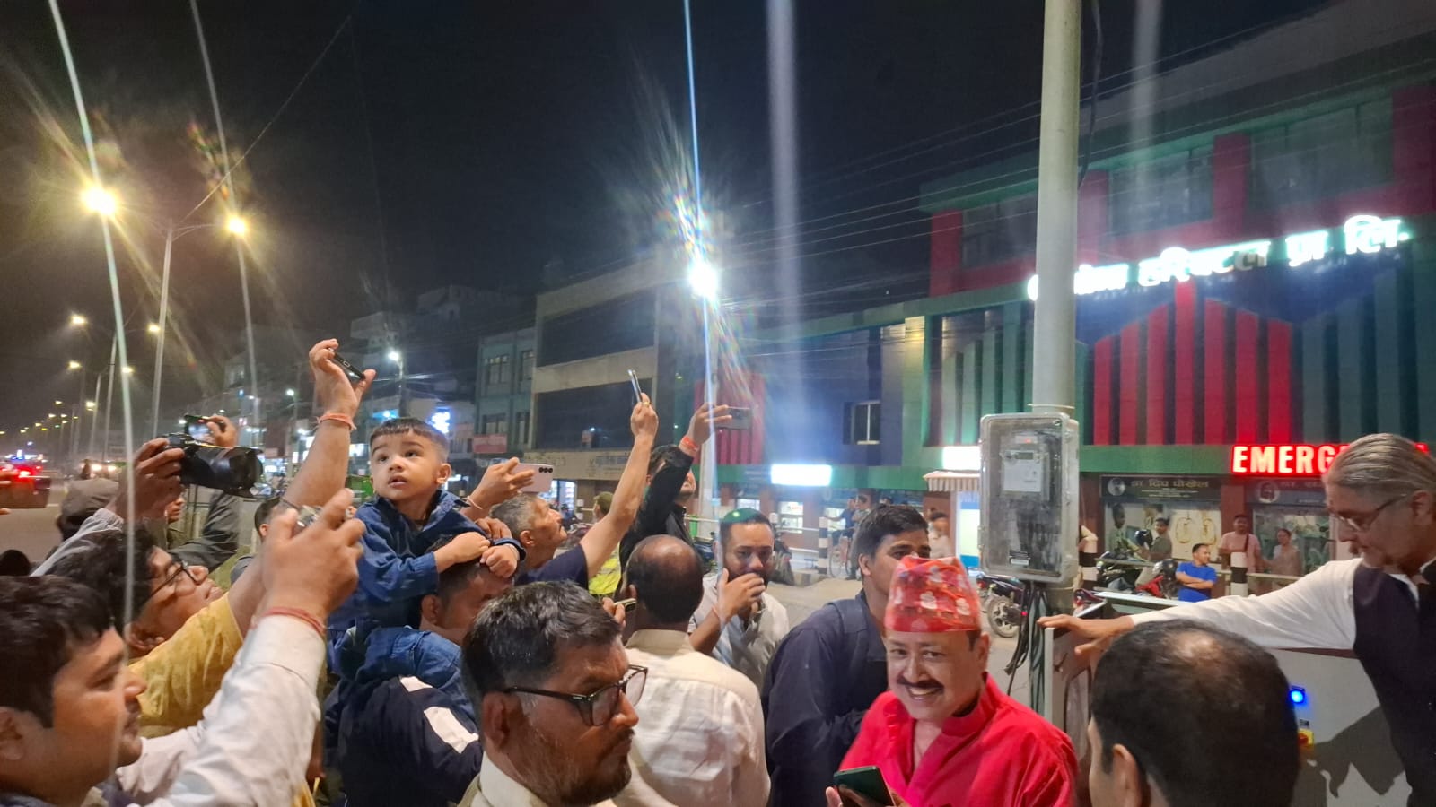 ‘उज्यालो धनगढी’ कार्यक्रम अन्तरगत थप नौ स्थानमा स्मार्ट स्ट्रिट लाइट जडान