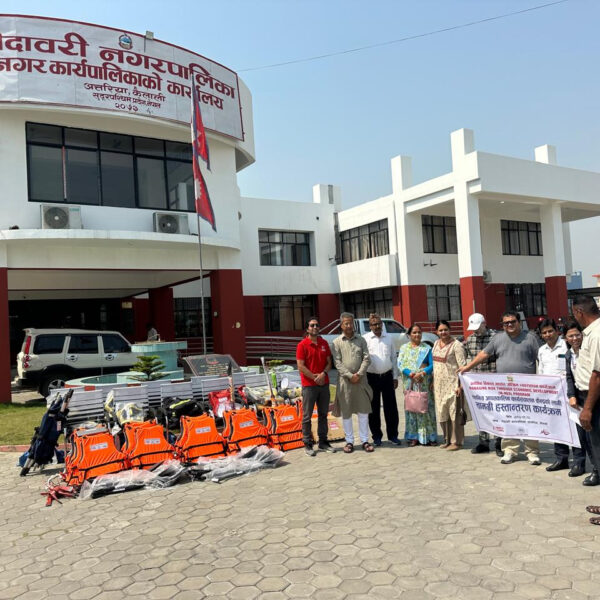 मर्सिकोर नेपालद्वारा विपद् उद्धार सामग्री सहयोग