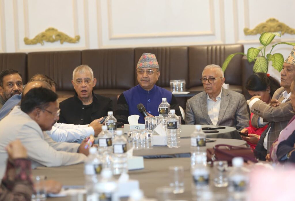 गगनले कांग्रेसको मान्यता पाएपछि देउवा टिमबाट शेखर&hellip;