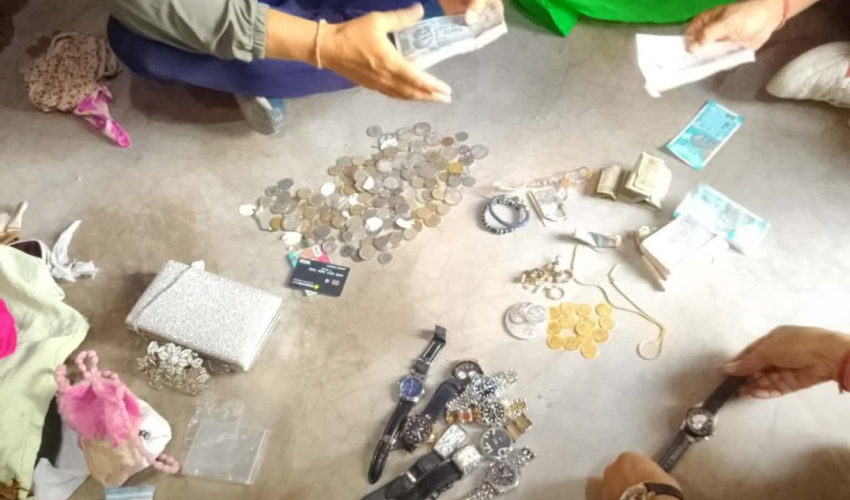 दिल्लीबाट चोरी गरी नेपाल भित्र्याइएको हिरा र&hellip;