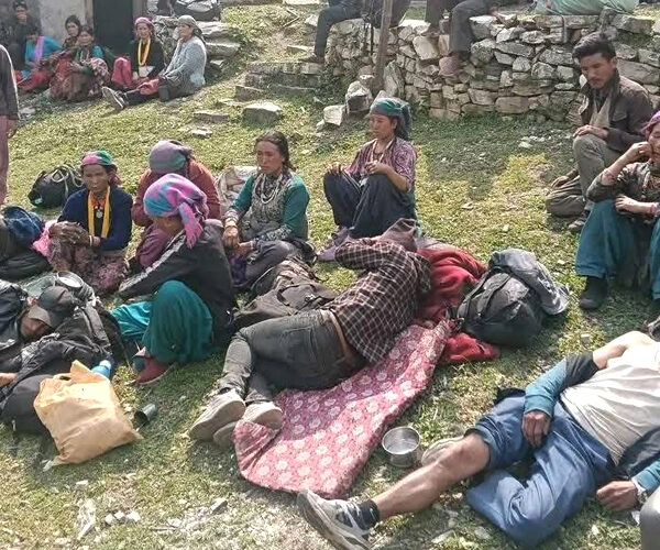 बाजुराको हिमालीमा स्थानीयबीच झडप, ५ घाइते