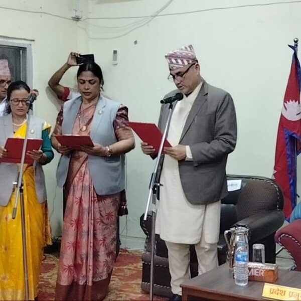 सुदूरपश्चिममा कांग्रेसले फेर्यो मन्त्री र राज्यमन्त्री, एमाले असफल